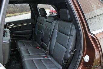 Jeep Grand Cherokee 3.0L V6 TD Summit A/T - 17