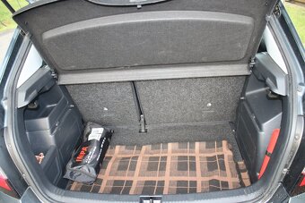 Škoda Fábia 1,0 Turbo benzín 81kw/110ps 6 rýchlostná 18000km - 17