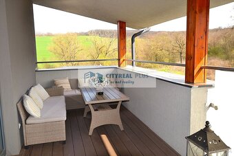 Na predaj nadštandardné apartmány s krásnym výhľadom v obci  - 17