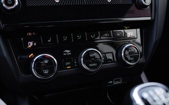 Skoda Octavia 3 2.0 TDI Sedan - 17