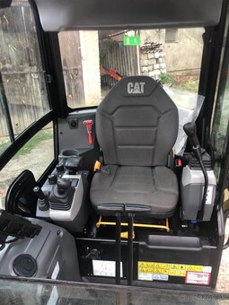 Caterpillar CAT 301.6 - 17