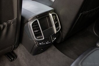 Porsche Cayenne Diesel Tiptronic S / 176kW / A8 / 2011 - 17