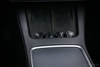 Tesla 3 Long Range Refresh 82 kWh, Matrix, Tepelko, S3XY - 17