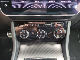 Škoda Superb III DSG SPORTLINE VIRTUAL CANTON KAMERA TAŽNÉ - 17