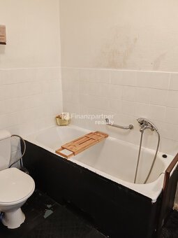 NOVINKA Rodinný dom s veľkým pozemkom a výhľadom na Veľkú J - 17