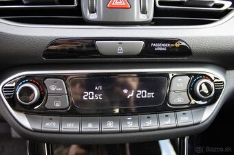 Hyundai i30 CW 1.5i DPi Comfort, odpočet DPH - 17