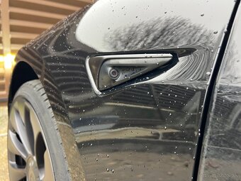 Tesla Model 3 Performance AWD - 17