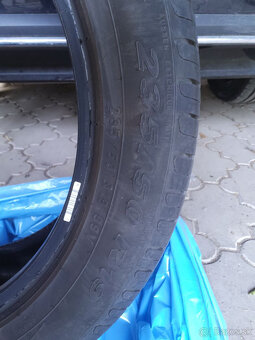 Predam pneu letne 235/50 R19 - 17