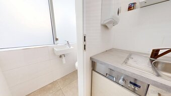 Luxusný OP 231,36m2, Hodžovo nám, GREEN CUBE, prízemie - 17