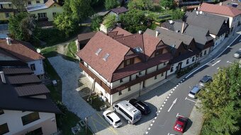 Na predaj 3-izbový podkrovný byt s loggiou v historickom cen - 17