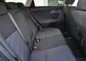 Toyota Auris 1,6I ČR KEYLESS 2xKOLA KAMERA 97 kw - 17
