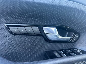 Land Rover Range Rover Evoque 2.2SD4 DYNAMIC - 17