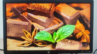 Monitor HP E231 – FULL HD – ako nový - 17