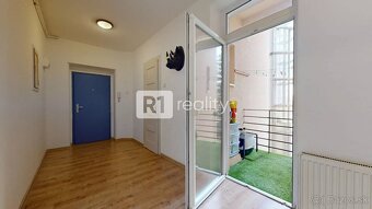 Veľký 3 izbový byt KUZMÁNYHO / Piešťany - 17