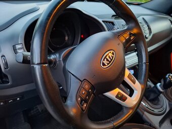 KIA SPORTAGE 2,0 CRDI 4x4,100kw,MOD.2013,125000KM - 17