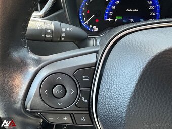 Toyota Corolla Combi TS 1.8 Hybrid e-CVT Comfort, Pôv.lak,SR - 17