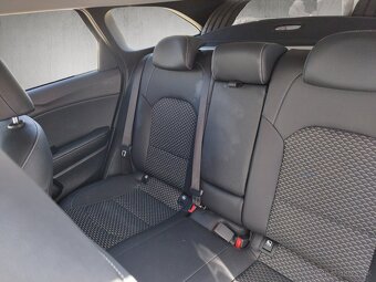 KIA CEED SW 1,5 T-GDi PLATINUM + SAFETY PACK | ODPOČET DPH - 17