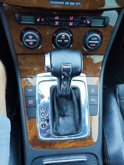 Volkswagen Passat Variant B6 2.0 TDI - 17