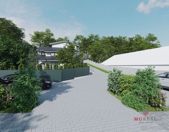 Na predaj stavebný pozemok so stavebným povolením 1305 m2 v  - 17