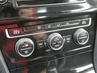 Volkswagen Golf 1.4 TGI CNG, digi.klima ZÁRUKA - 17