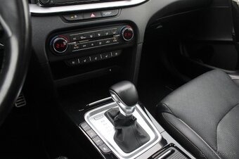 Kia XCeed 1.4 T-GDi Platinum A/T - 17