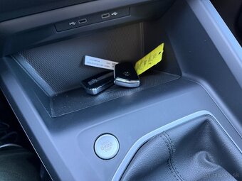 VW Golf VIII 1.5 TSI 96kw Style Hatchback - 17