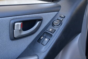 Hyundai H1 2.5 CRDi VGT E6 Tour A/T / SK auto, 2.majiteľ - 17