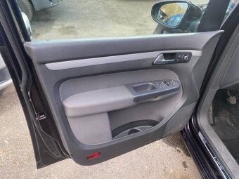 Volkswagen Touran, 1.6 TDI Life BlueMotion,7míst - 17