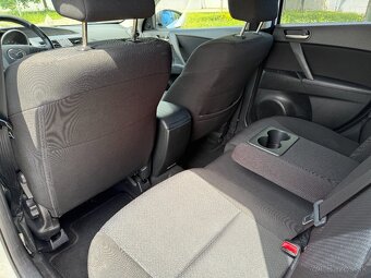 Mazda 3 1.6 DOHC Hatchback - 17