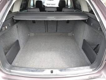 Škoda Superb Combi 2.0 TDI CR 140k Comfort DSG - 17