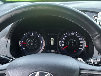 Hyundai i40 CW 1.7 CRDi Premium A/T,1.Majiteľ,kupované SR - 17