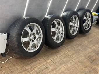 Suzuki Spift Šport -škoda Renault clio Toyota Ford - 17