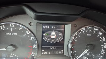 Škoda Octavia Combi 1.6 TDI Business - 17