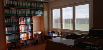 Cífer: Hala 2.682m2 na vlastnom pozemku 14 137m2 - 17