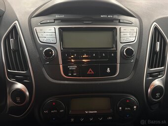 Hyundai ix35 2.0i DOHC 4x4 - 17