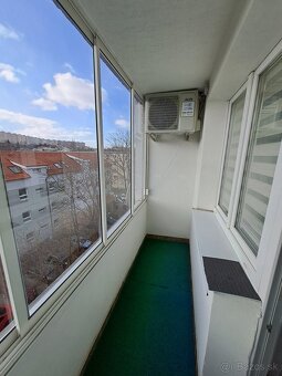 TEHLOVÝ priestranný 3 izb. byt po rekoštrukcii - 17