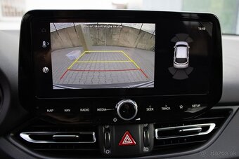 Hyundai i30 CW 1.5i DPi Comfort, odpočet DPH - 17