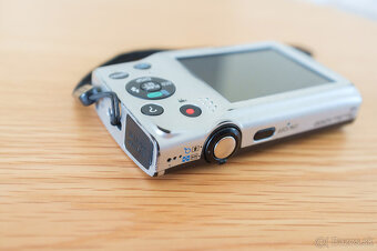 Canon PowerShot A2500 - 17