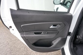 8- Dacia, Duster, 2021, nafta, 1.5 dCi , 85kw - 17