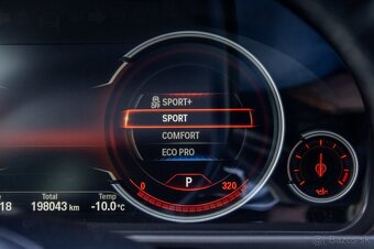 BMW Rad 5 M550d xDrive / HEADUP / PANO / ACC - 17
