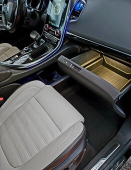 Predam RENAULT ESPACE executive - 17