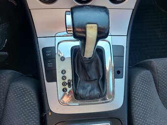 VW Passat Variant 2.0TDI DSG - 17