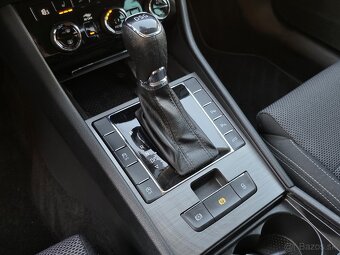 Škoda Superb Combi 2.0TDI 110kw DSG Virtual Webasto - 17