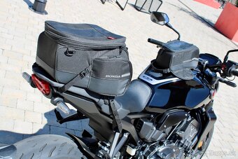 Honda CB1000R Black Edition - 17