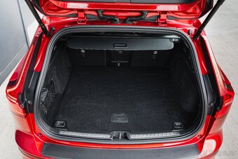 Volvo V60 T6 R-Design - Pohon všetkých kolies - 17
