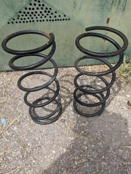 Náhradné diely na Mitsubishi Pajero Sport - 17