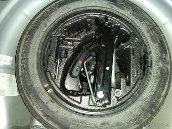 Škoda Superb 2,0 tdi combi, 170 PS, 4X4, DSG, r.v.2013 - 17