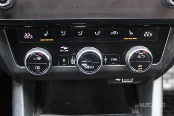 Škoda Octavia Combi 1,0 TSi DSG 85 kW STYLE - 17