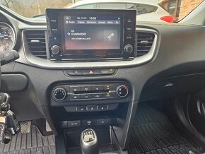 Kia CEED 1.0 T-GDI 73,6kW SILVER, v záruke, SR - 17