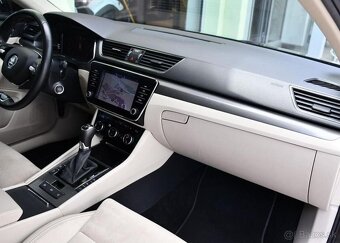 Škoda Superb 2.0TDi STYLE DSG ČR 110 kw - 17